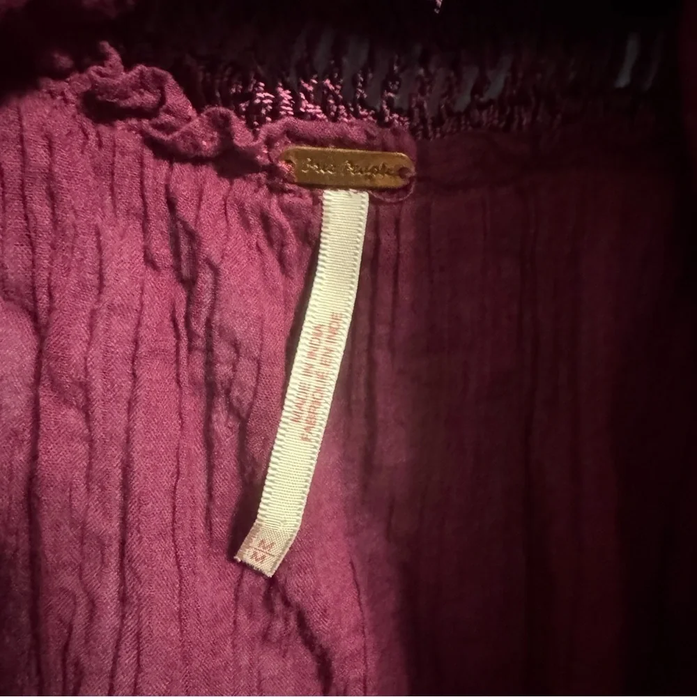 Free People Burgundy Crinkle Boho Crochet Yoke Long Cuffed Sleeve Size Medium